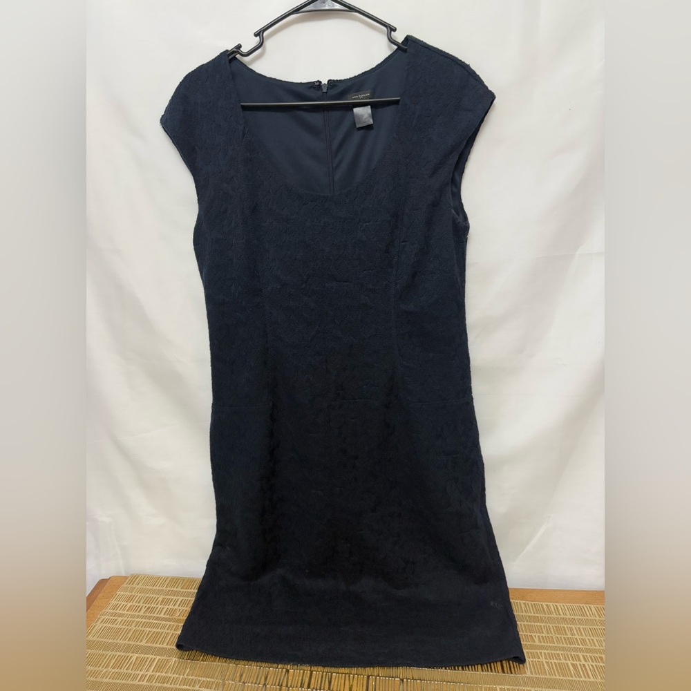 Ann‎ Taylor Navy Floral Cap Sleeve Sheath Dress Size 8